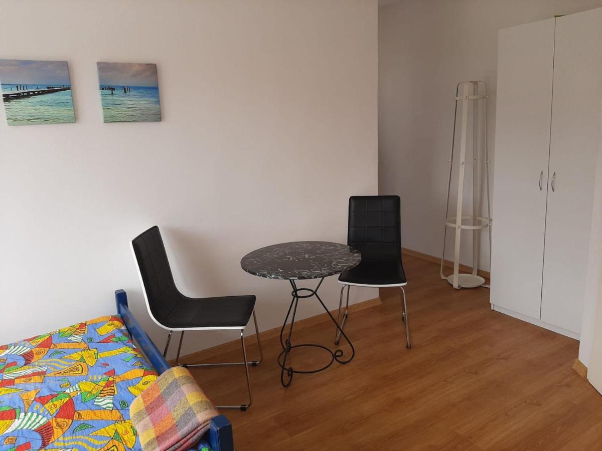 Pokoje Goscinne Weronika Ostrowo  Buitenkant foto