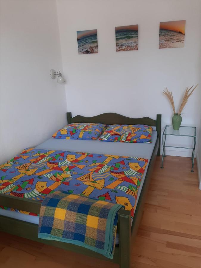 Pokoje Goscinne Weronika Ostrowo  Buitenkant foto