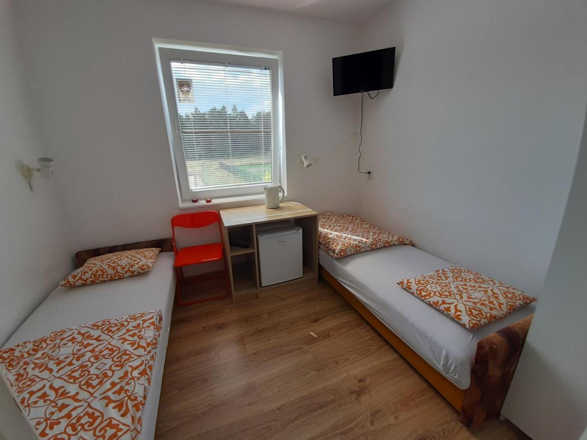 Pokoje Goscinne Weronika Ostrowo  Buitenkant foto